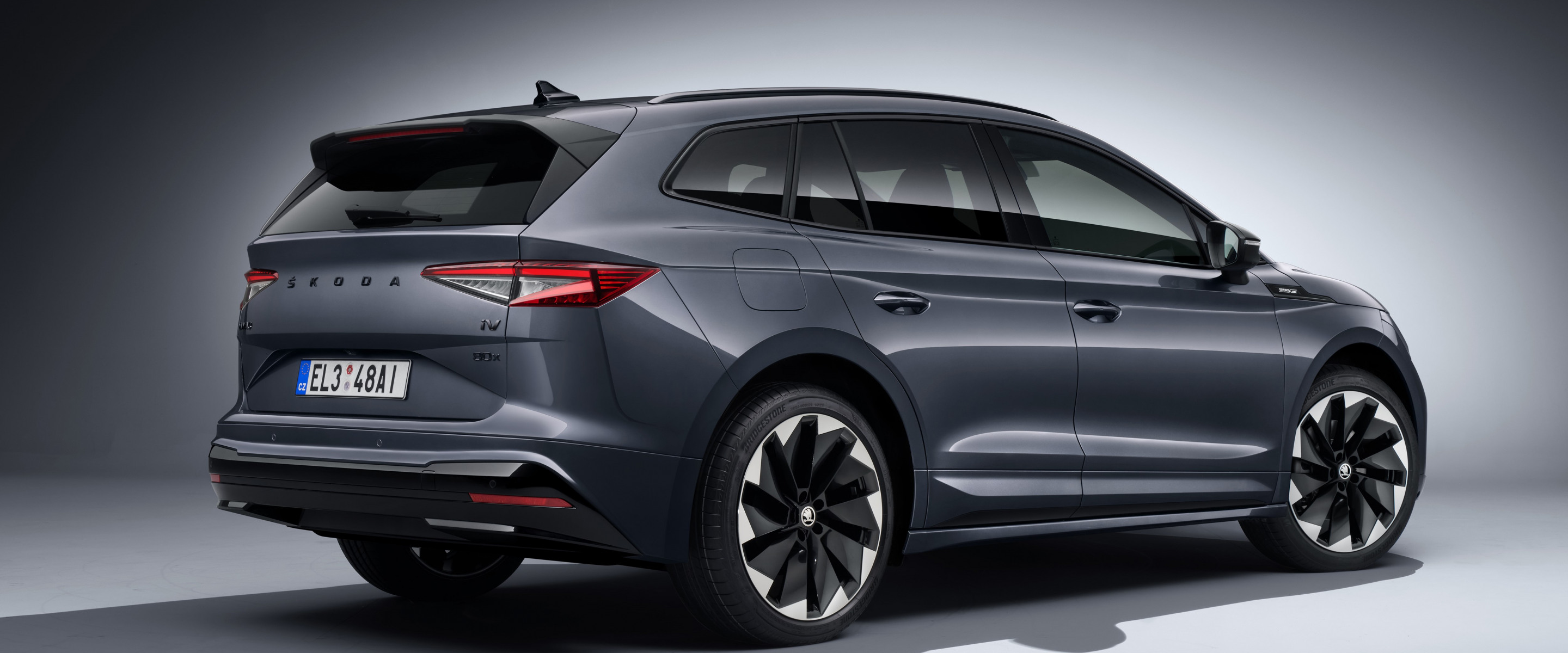 headerskodaenyaqivsportline5