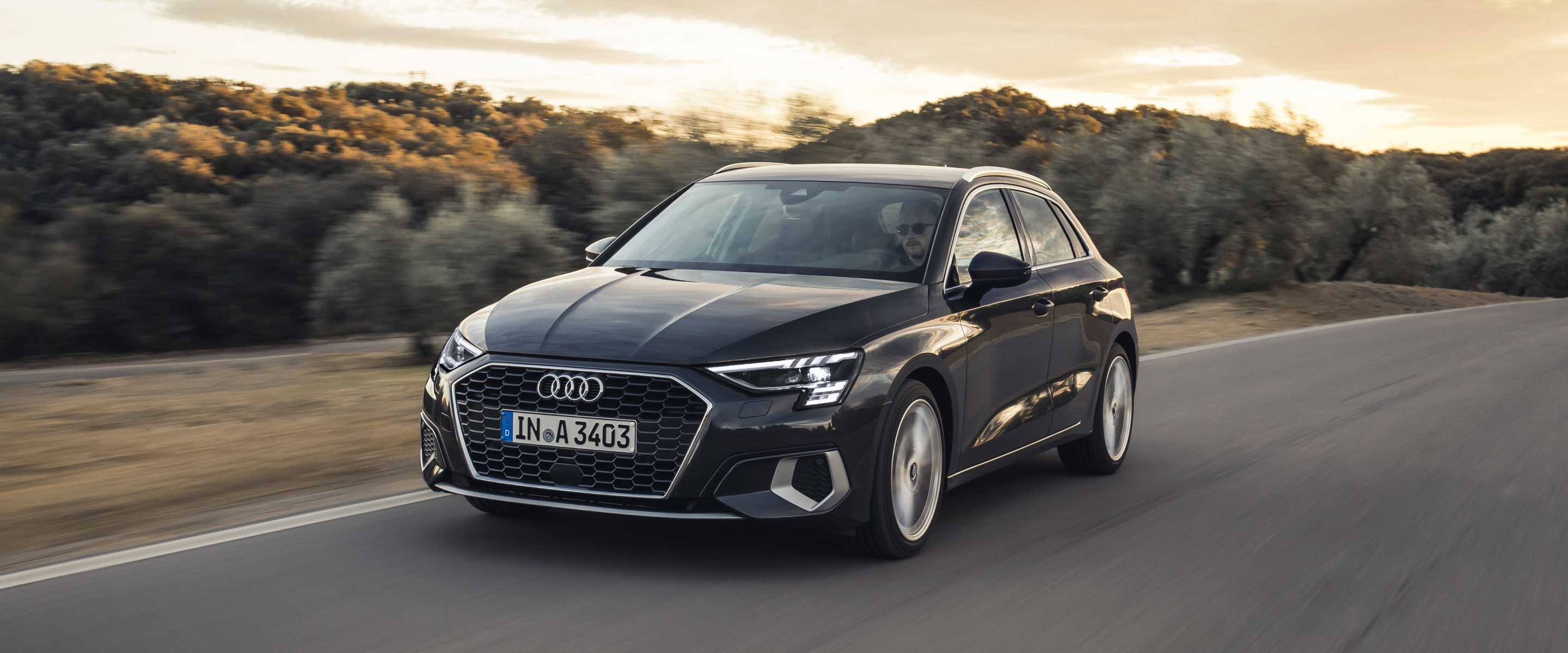 audia3sportbackattitude4