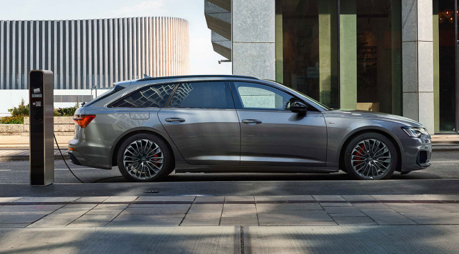 https://amvsekofyo.cloudimg.io/crop/660x366/n/https://s3.eu-central-1.amazonaws.com/century-nl/10/2005-audi-plugin-a6avant.jpg?v=1-0