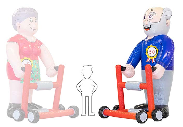 Opblaasbare abraham pop met rollator kopen als blikvanger voor verjaardagen