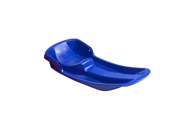 Rodelkarretje om mee te glijden van een schans of glijbaan in het blauw