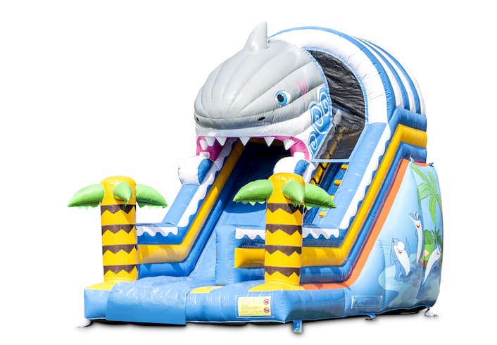 Spectaculaire opblaasbare glijbaan in thema haai met vrolijke kleuren bestellen voor kinderen. Koop opblaasbare glijbanen nu online bij JB Inflatables Nederland