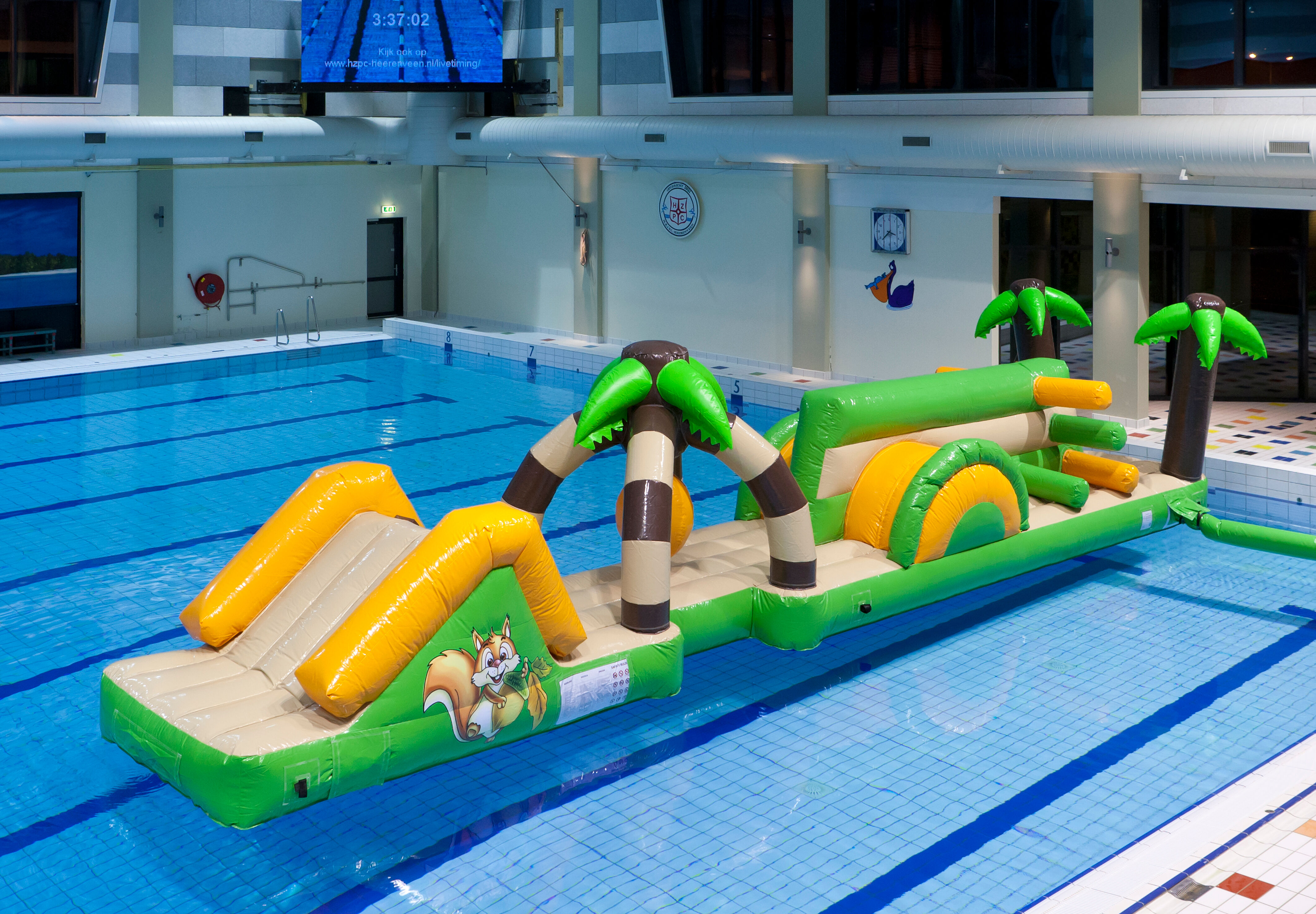 Bestellpool double jungle run mit herausfordernden hindernisobjekten für jung und alt. Kaufen sie aufblasbare hindernisparcours jetzt online bei JB-Hüpfburgen Deutschland