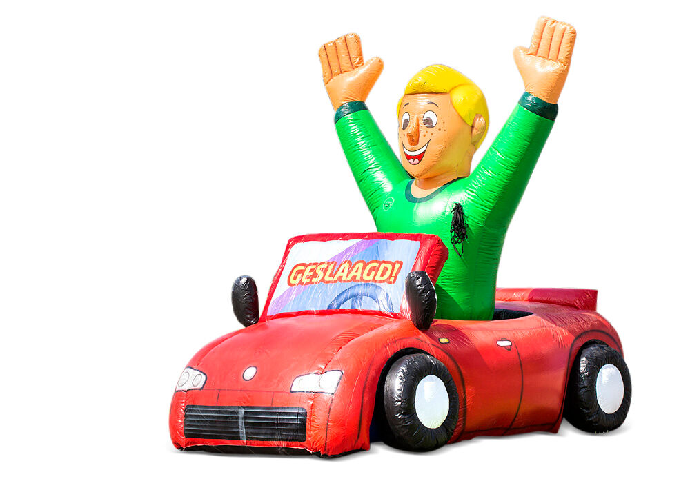 geslaagd-auto-rijbewijs-jongen.jpg