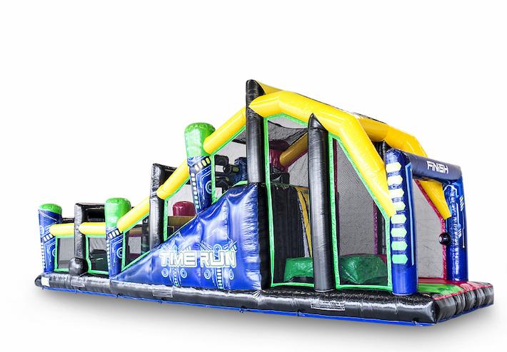 Ordene la pista americana IPS Time Run de 15 m con soportes para manchas en las paredes para niños. Compre pistas americanas inflables en línea ahora en JB Hinchables España