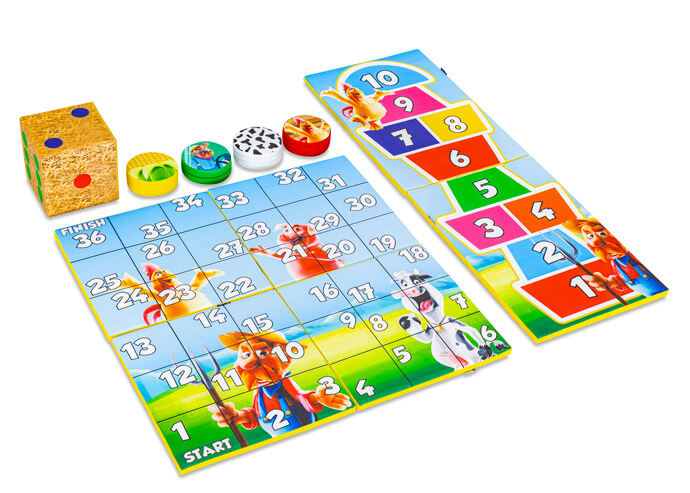 Conjunto de jogos colorido na parte de trás do Softplay no tema da fazenda