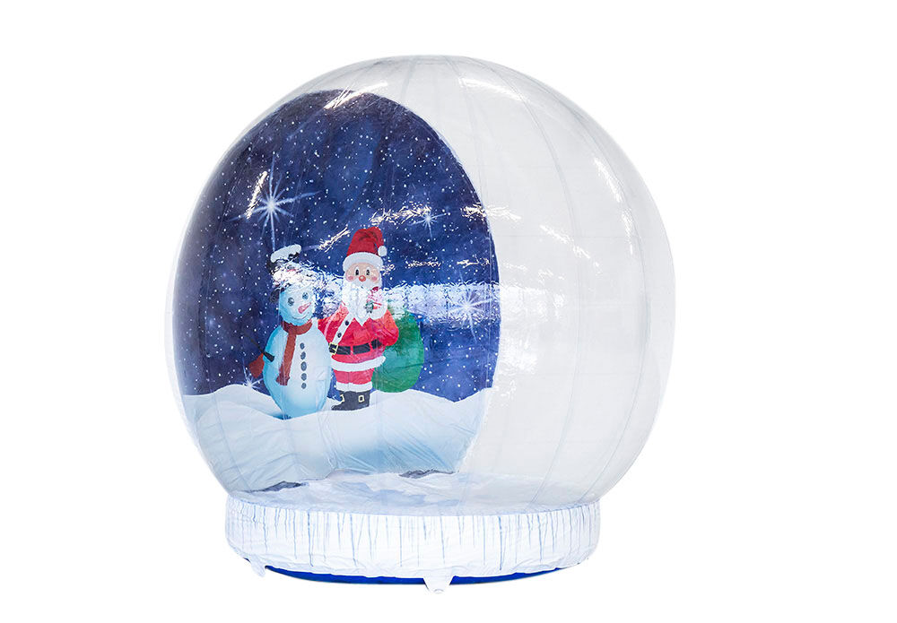 Bestel een opblaasbare 3 meter snowglobe voor zowel jong als oud. Koop opblaasbare winterattracties nu online bij JB Inflatables Nederland 