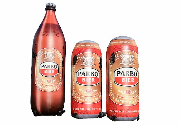 Maatwerk opblaasbare biertjes voor Parbo Bier op aanvraag gemaakt