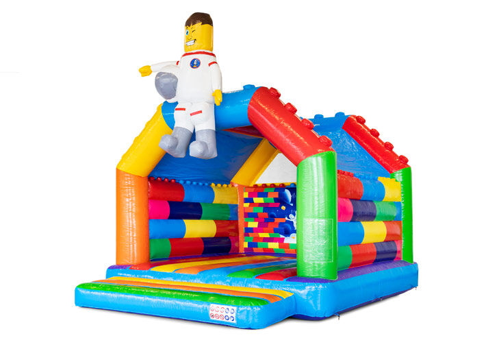 Comprar castillo hinchable con tema de astronauta en alegres colores