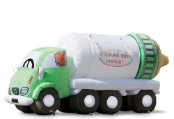 Milchauto mit Flasche
