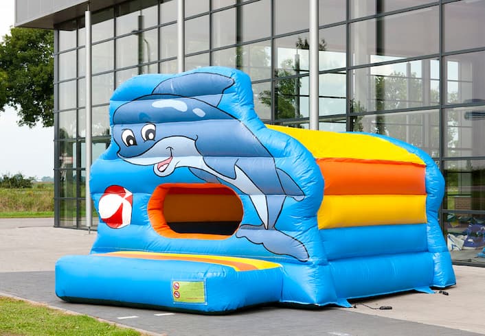 Opblaasbaar springkussen ballenbak met springvlak in dolfijn thema bestellen voor kinderen