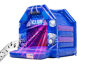 Castillo hinchable disco azul morado con notas musicales y luces de discoteca