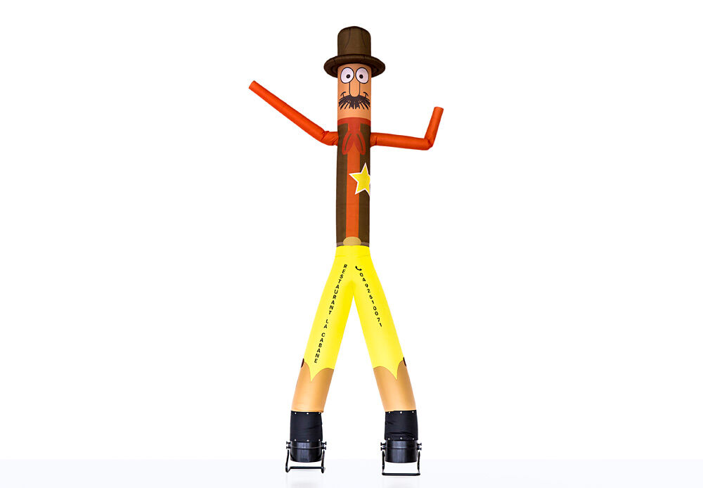 Os skydancers e skytubes La cabane cowboy skyman feitos sob medida são perfeitos para vários eventos. Encomende airdancers do ar sob medida na JB Insuflaveis Portugal