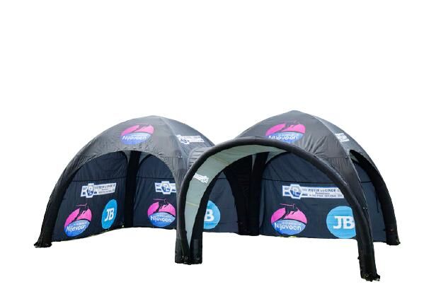 Op maat gemaakt pop up tent in huisstijl van de klant