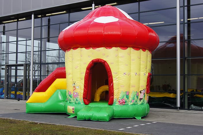 Opblaasbaar springkussen paddenstoel kopen voor kinderen