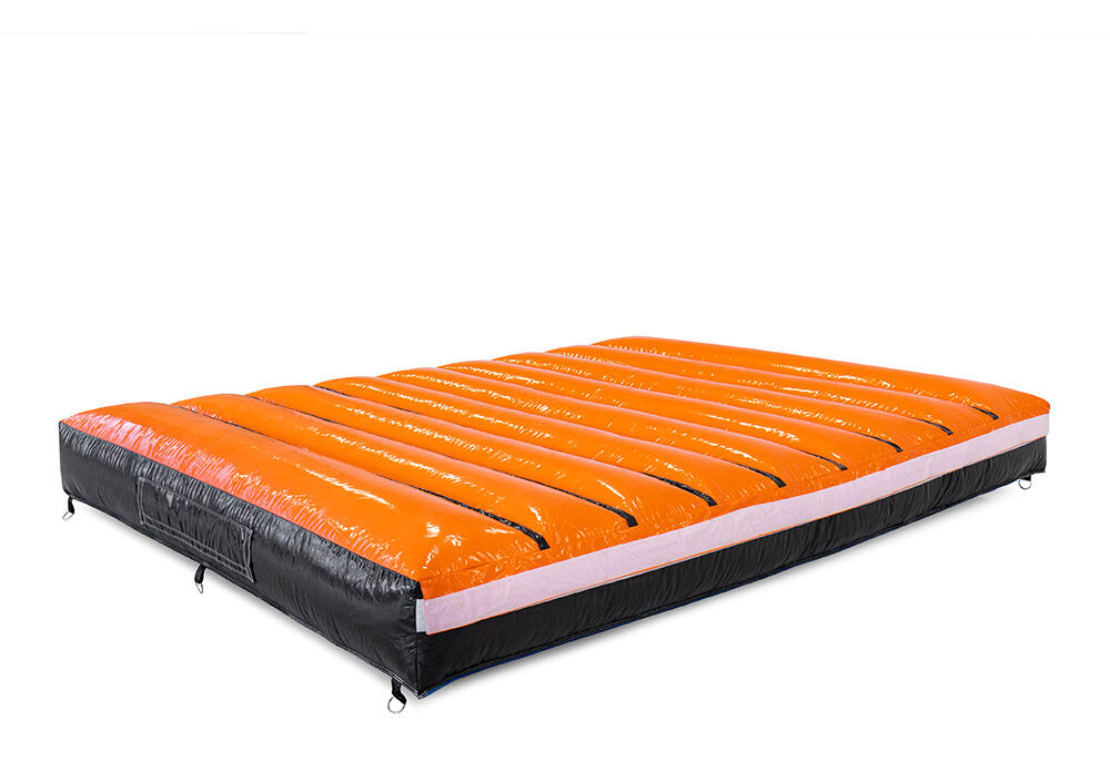 Pedido un curso de asalto de mega plataforma de velocidad inflable de 40 piezas para niños. Compre carreras de obstáculos inflables en línea ahora en JB Hinchables España