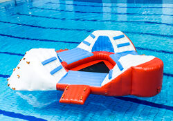 Triangle eiland rood/blauw/wit