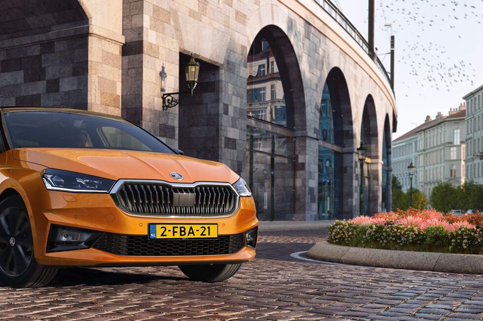 2109-skoda-fabia-03.jpg