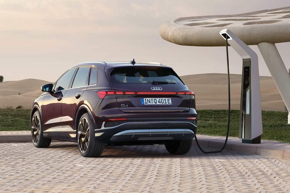 2104-audi-q4-e-tron-020.jpg