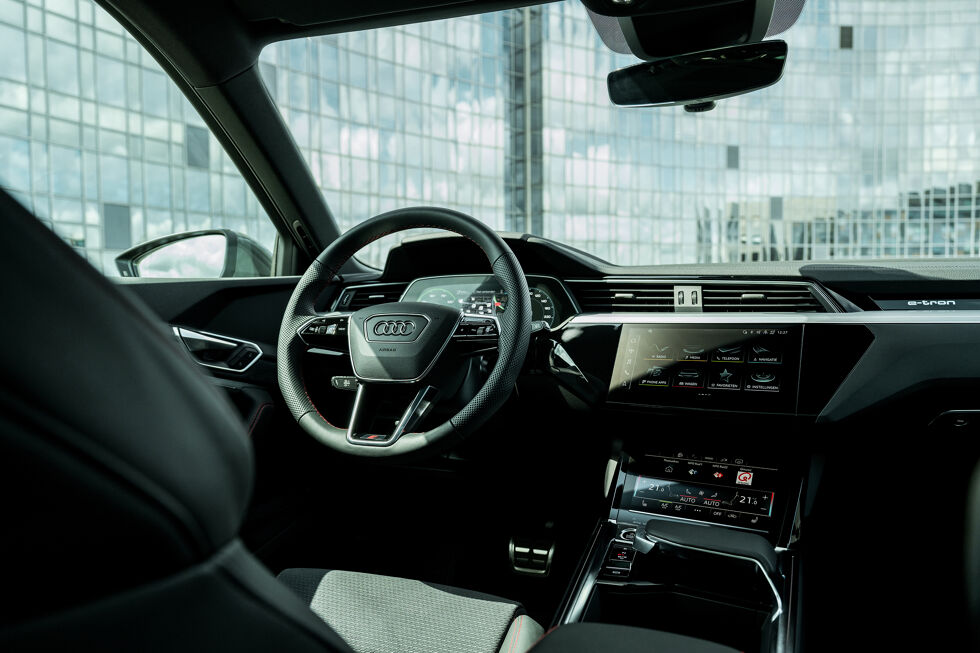 Audi Q8 E-tron-27