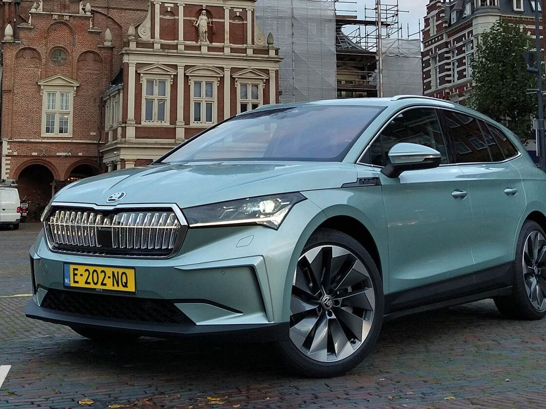 2103-skoda-enyaq-024.jpg