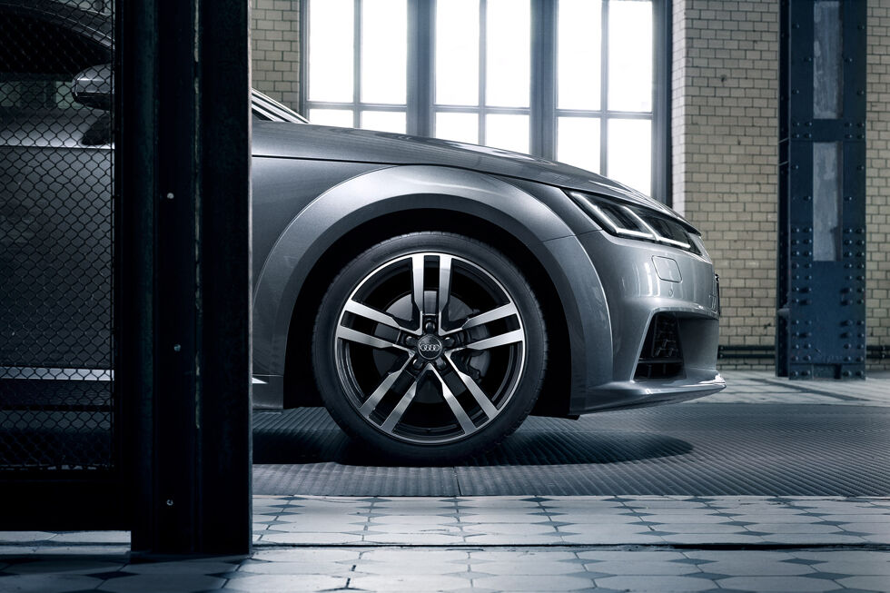 092019 Audi TT Coupé-04.jpg