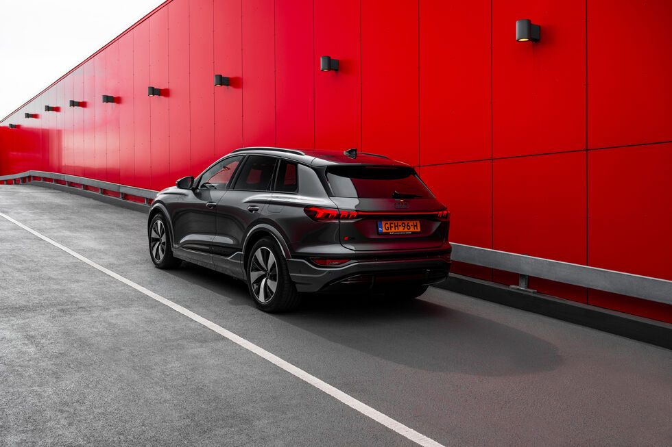 Audi Q6 E-tron-15