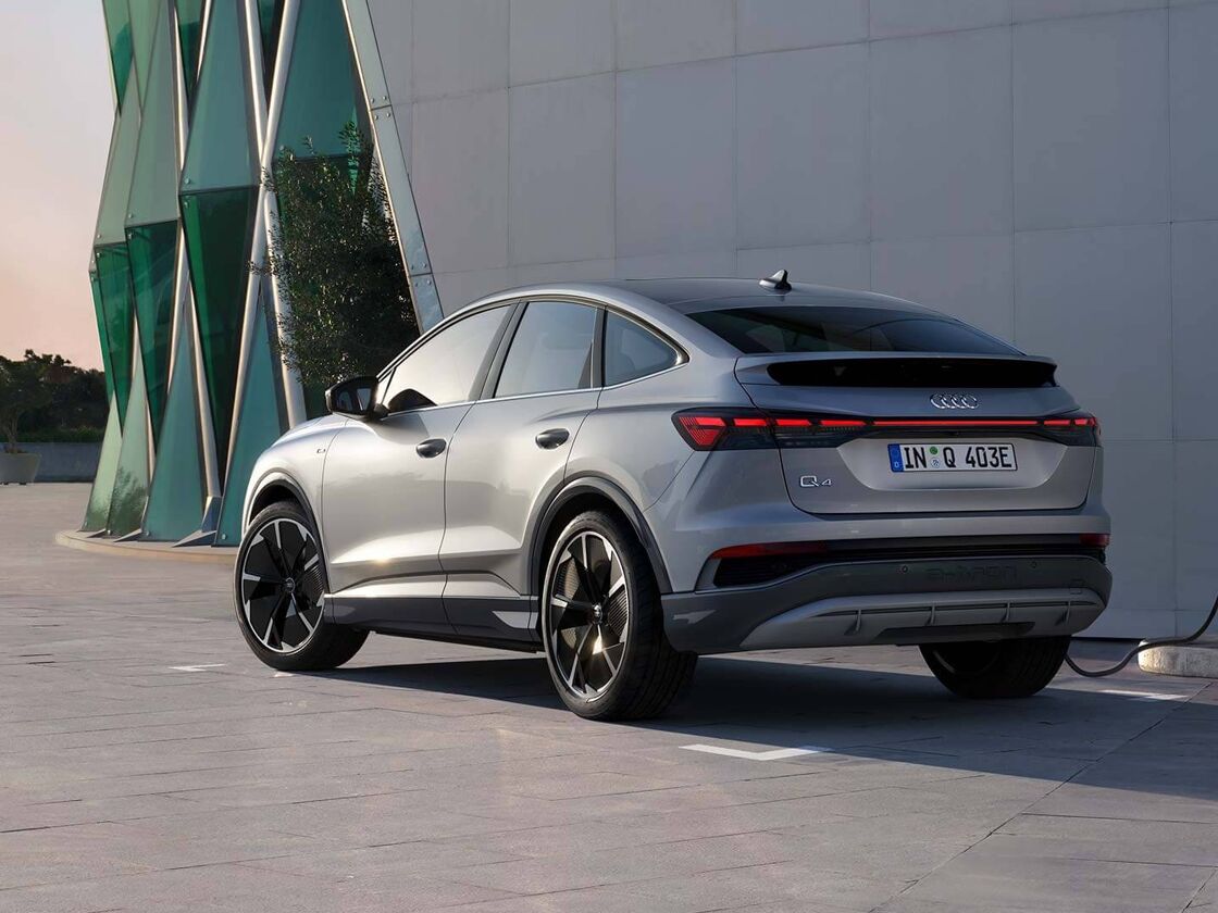 2104-audi-q4-sportback-e-tron-23.jpg