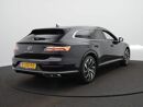 Volkswagen Arteon Shooting Brake R-Line Business 2.0 140 kW / 190 pk TSI 7 versn. DSG / PANORAMADAK / TREKHAAK / HARMAN KARDON