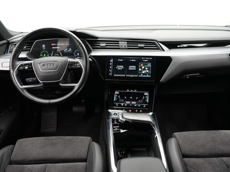 Audi e-tron Sportback 55 quattro Business edition Plus 95 kWh | Panoramadak | Leer-Alcantara