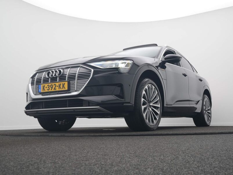 Audi e-tron Sportback 55 quattro Business edition Plus 95 kWh | Panoramadak | Leer-Alcantara