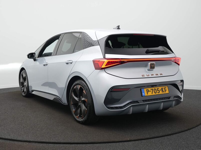 CUPRA Born Adrenaline One 62 kWh / Acc / Camera /  Stoel & Stuurverwaming