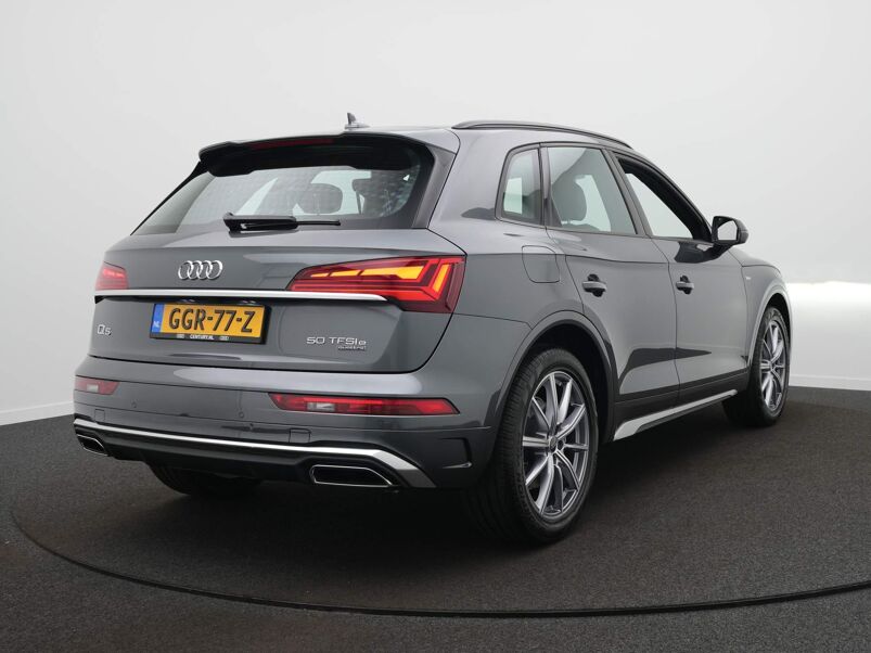 Audi Q5 50 TFSI e S edition 299PK | S Line | adaptive air suspension | 20"