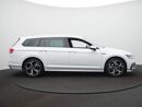 Volkswagen Passat Variant Variant 1.5 TSI R-Line Business + Panoramadak - Navigatie - Trekhaak - Leer