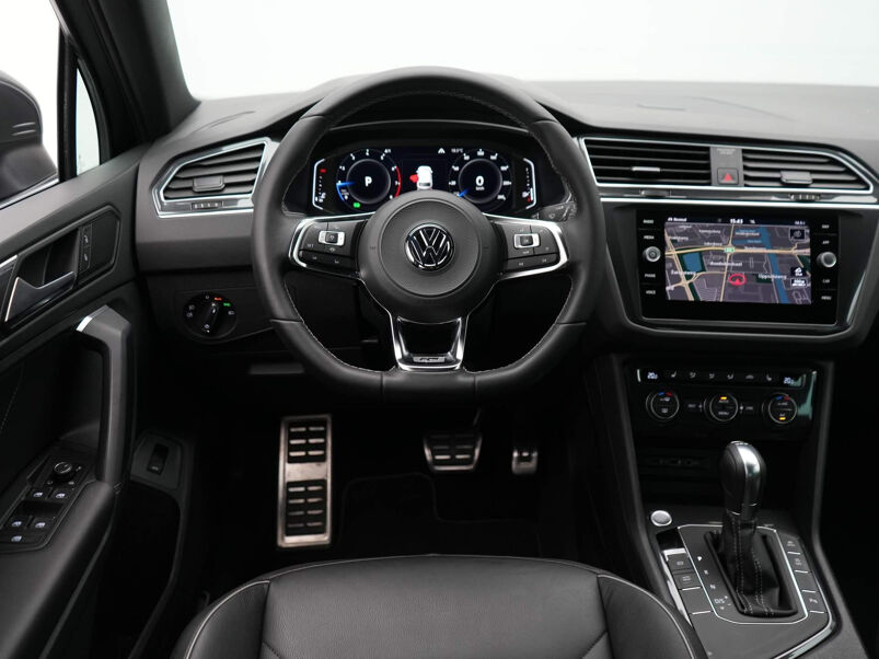 Volkswagen Tiguan 1.5 TSI ACT Highline Business R DSG / Leer / Digitale Cockpit / Elek. Stoelen / Elek. Klep