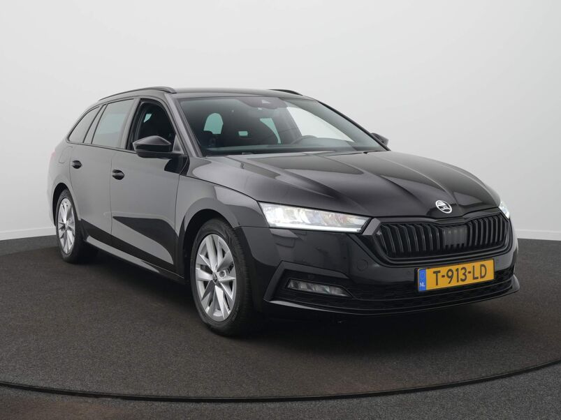 Škoda Octavia Combi Combi 1.0 TSI Sport Business / Elek. Trekhaak / Navigatie / Sensoren