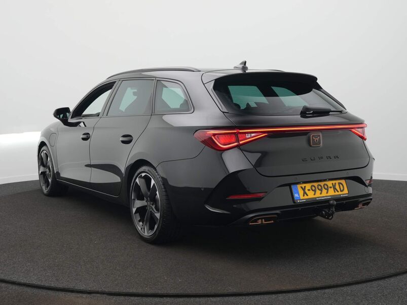 CUPRA Leon Sportstourer 1.4 e-Hybrid Business / Elek. Trekhaak / Adap. Cruise / Camera / Sfeerverlichting