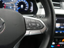 Volkswagen Passat 1.5 TSI Elegance Business R DSG / Panodak / Climate / Adap. Cruise