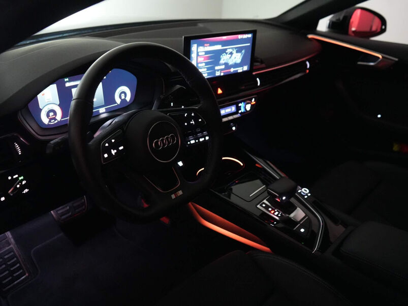 Audi A5 Sportback Sportback 40 TFSI S edition S-Line 204PK | Panoramadak | Elek. Klep | 19Inch | Stoelverwarming | Matrix LED