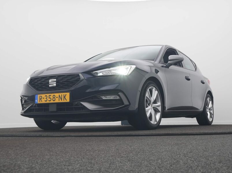 SEAT Leon 1.0 eTSI FR Business Intense