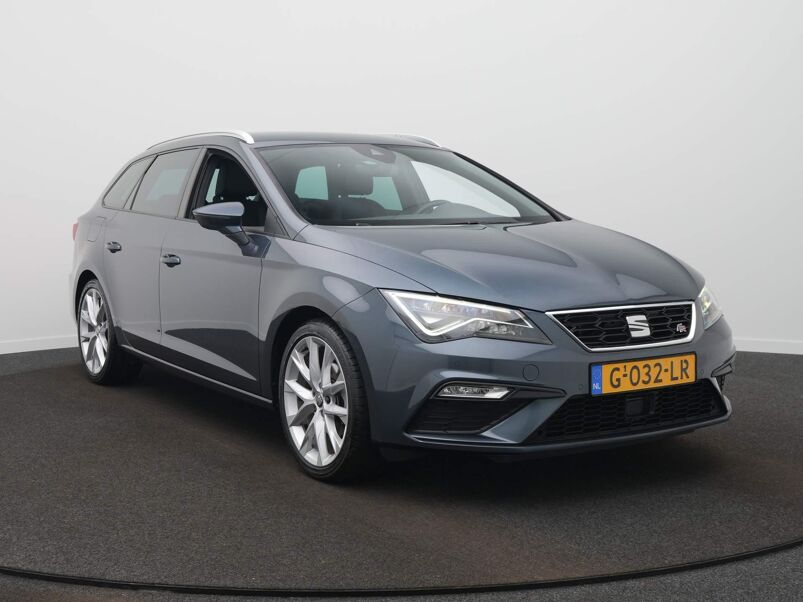 SEAT Leon ST 1.5 TSI FR Ultimate Edition | Acc | Clima | Navigatie | Camera