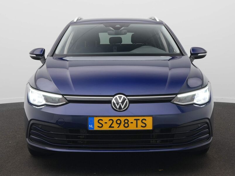 Volkswagen Golf Variant 1.0 eTSI Life DSG / Adap. Cruise / Elek. Trekhaak / Navi / Camera