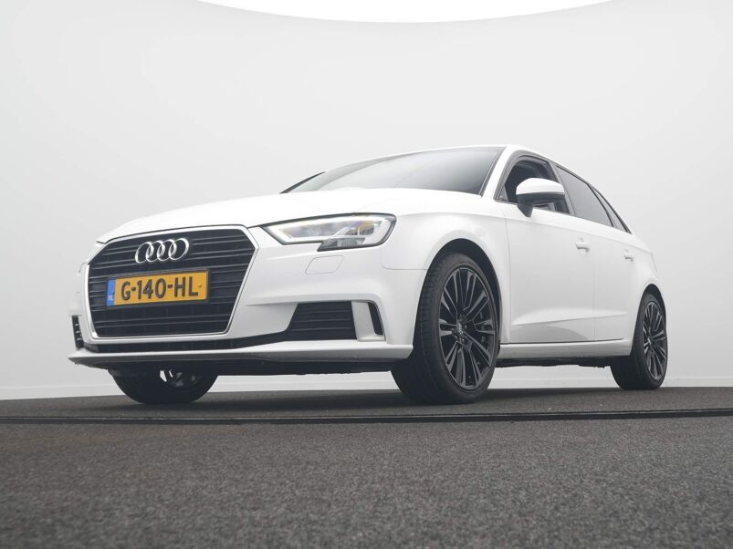 Audi A3 Sportback Sportback 30 TFSI Sport Lease Edition S-Tronic | Climate | LED | Navi | 18LM