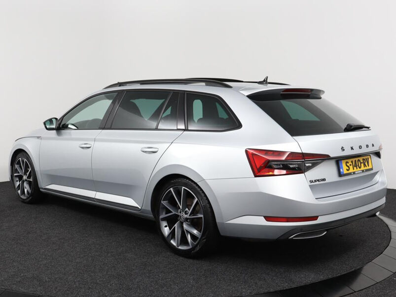 Škoda Superb Combi Combi 1.5 TSI 150Pk Automaat Sportline Business Panodak + Elec. klep + ACC + Zwart optiek + Elec. trekhaak