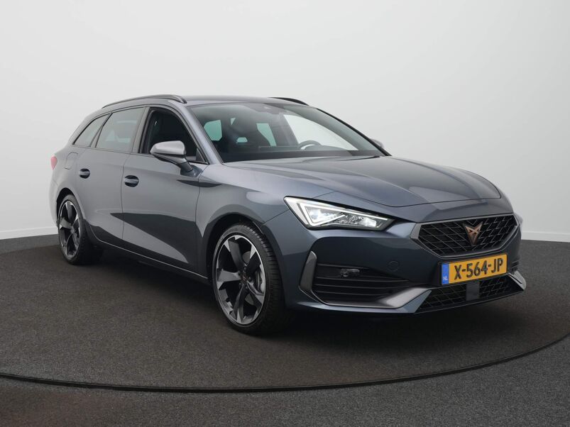 CUPRA Leon Sportstourer 1.4 e-Hybrid Essential Navi / Clima / Adaptive Cruise / LED