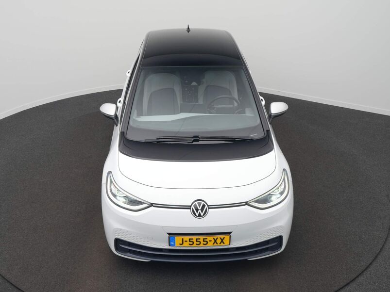 Volkswagen ID.3 First Plus 58 kWh / Adaptive Cruise Control / Navigatie / Stoelverwarming