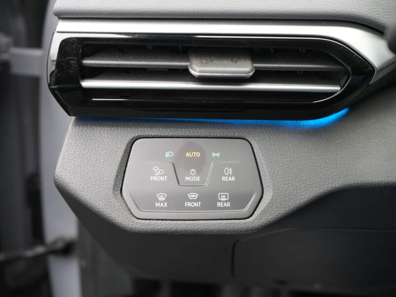 Volkswagen ID.5 Pro 77 kWh / Warmtepomp / Adaptive Cruise Control / Camera / Stoelverwarming