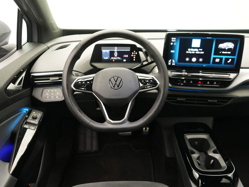 Volkswagen ID.5 Pro 77 kWh / Warmtepomp / Adaptive Cruise Control / Camera / Stoelverwarming