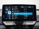 Volkswagen ID.3 Pure 45 kWh Adaptive Cruise Control / Navigatie / 18" LM