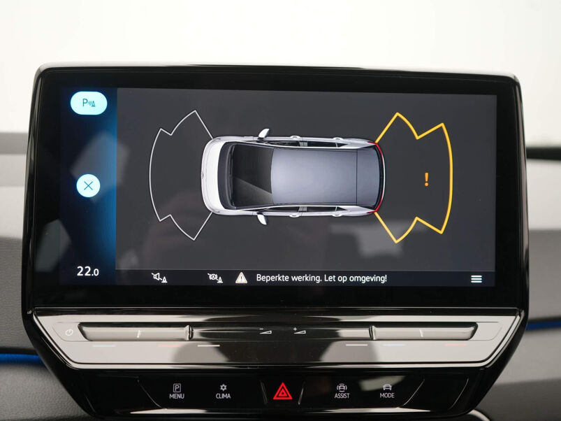 Volkswagen ID.3 Pure 45 kWh Adaptive Cruise Control / Navigatie / 18" LM